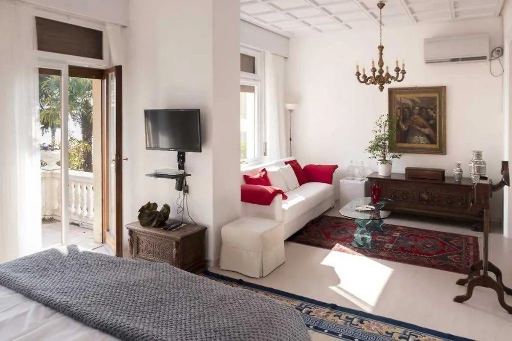 ベッド・アンド・ブレックファスト Villa Vittoria ガルドーネ・リヴィエラ