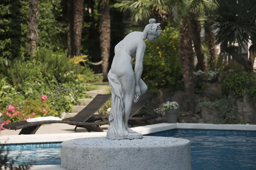 Villa Vittoria Gardone Riviera Italy